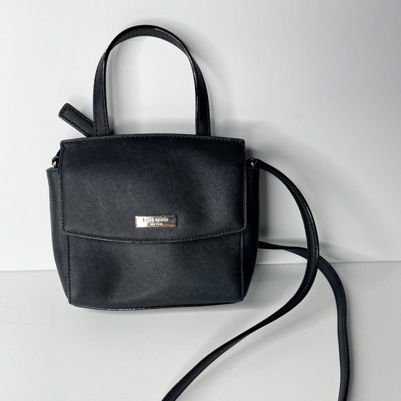 Kate Spade Mini Black Leather Crossbody Bag LIKE NEW - Picture 1 of 5